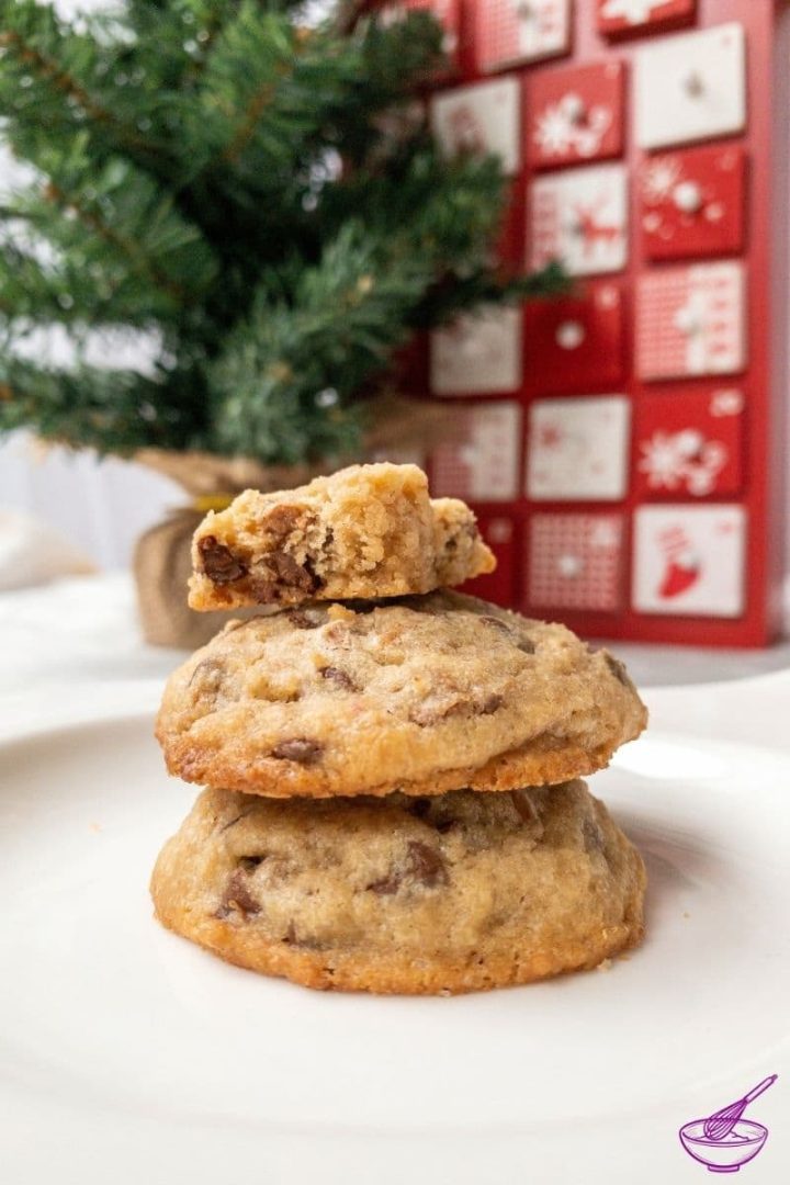 ready to eat chocolate chip cookies - chewy and soft