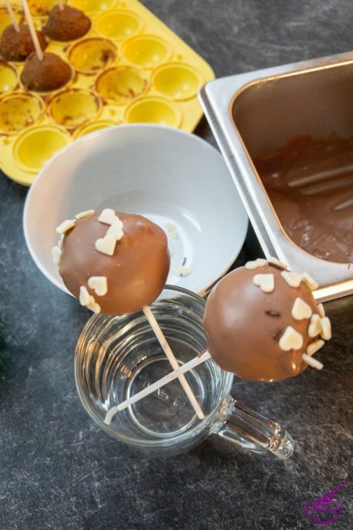 no bake lotus biscoff cake pops after coating and decorating