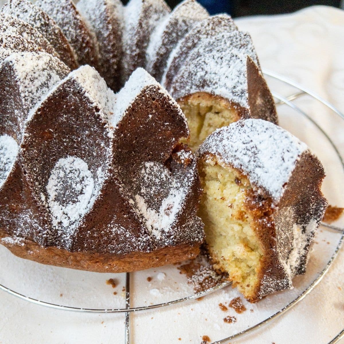 Crown Bundt — B Bakes