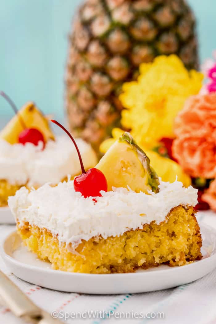 https://combinegoodflavors.com/wp-content/uploads/2022/07/Pina-Colada-Cake-SpendWithPennies-8.jpg