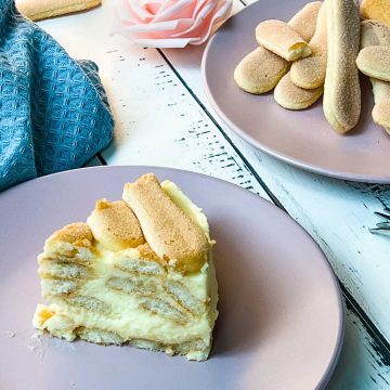 You can see very nicely the alternating layers of ladyfingers and vanilla custard cream.