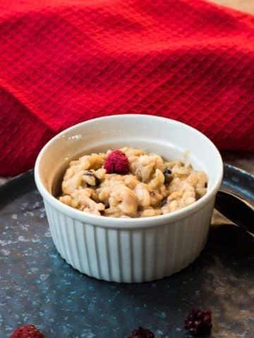 A yummy gluten-free and sugar-free rice pudding breakfast that keeps you full for longer, curbs cravings in the evening, and is quick and easy to whip up.