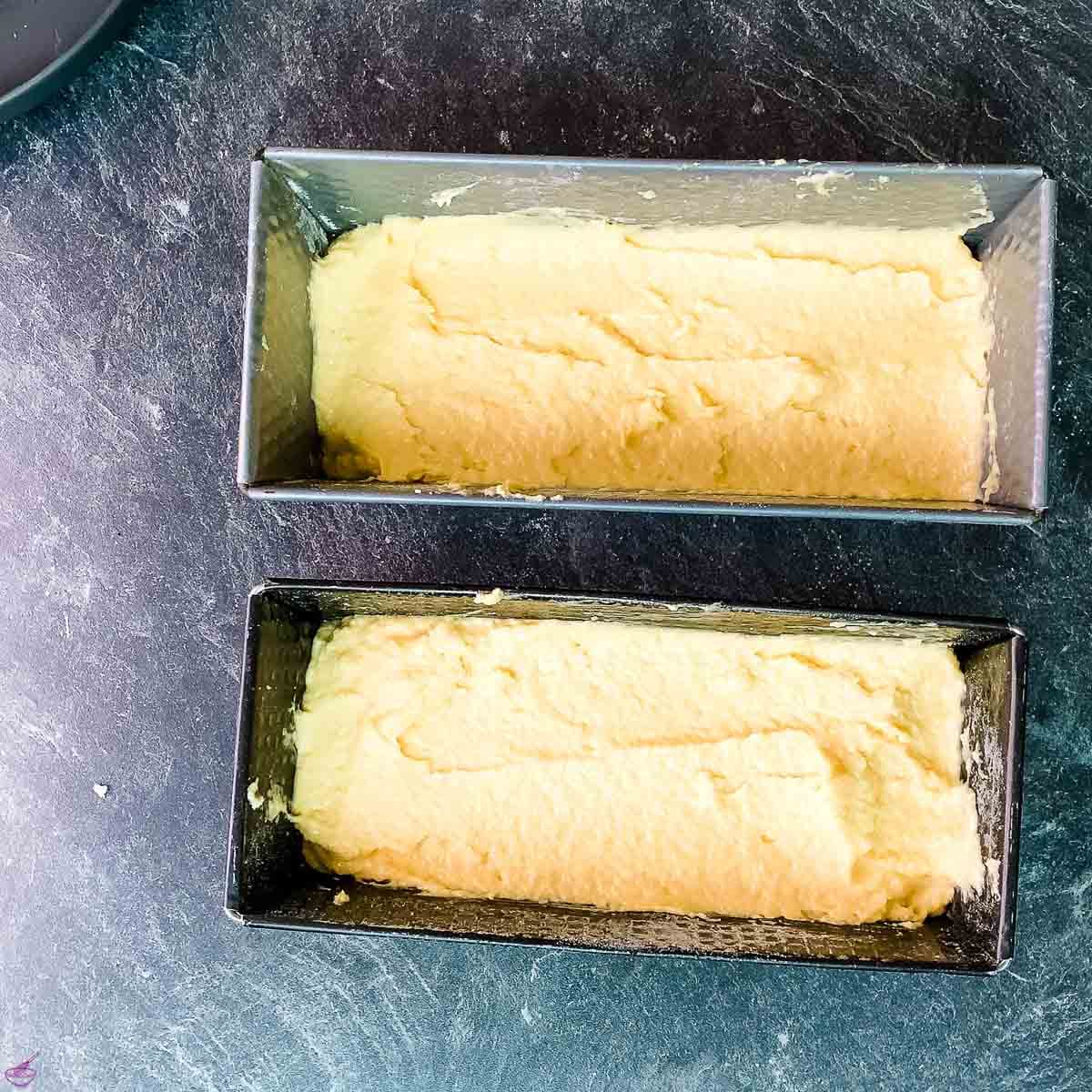 Fill the coconut pound cake batter in two small loaf pans.