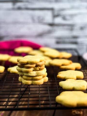 Easy Cut-Out Sugar Cookies {no chill}