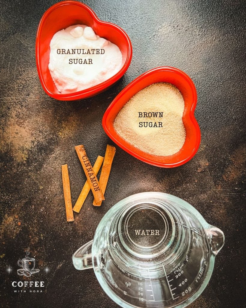 Only 4 ingredients are required for making a delicious dolce cinnamon syrup.