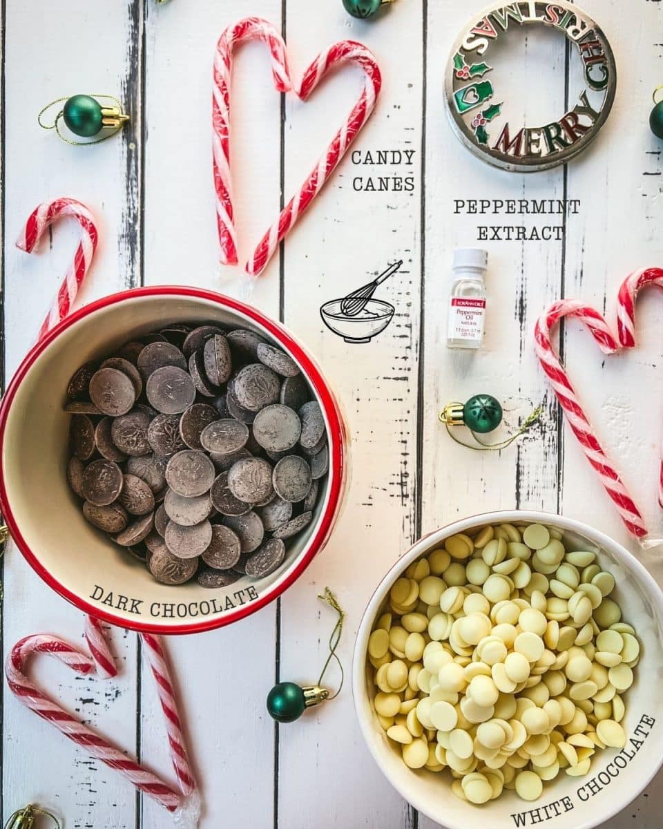 Four ingredients and a little Christmas spirit are required for making this delicious peppermint chocolate bark with black and white chocolate.