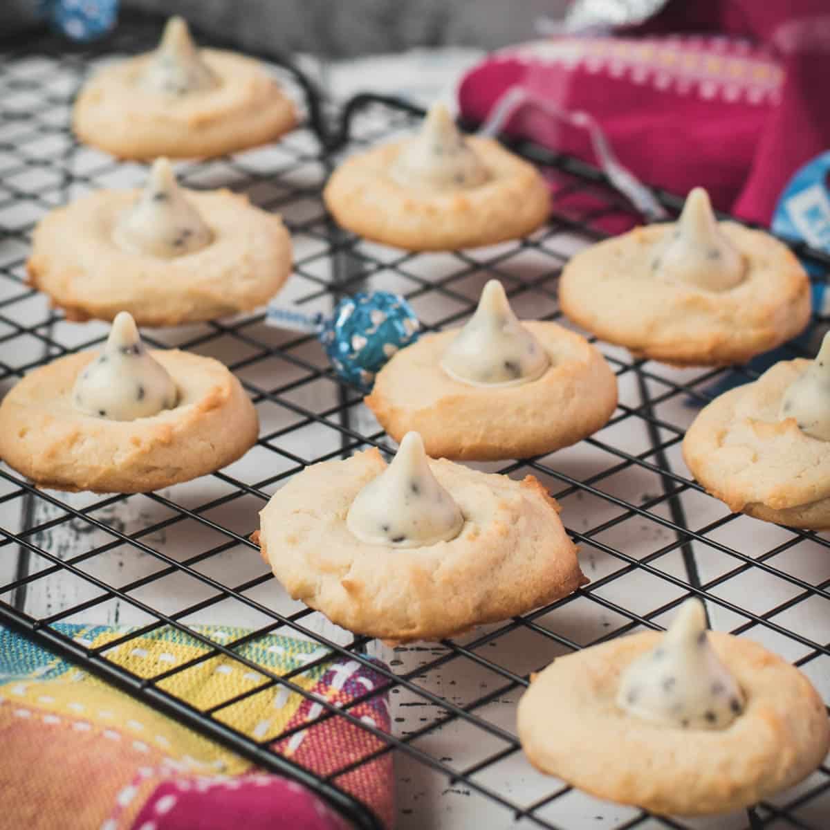 Gorgeous Cookies 'n Cream Blossom Cookies placed on cooling rack.