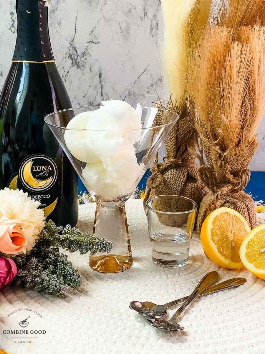 Ingredients Sgroppino - Lemon sorbet, vodka, Prosecco.