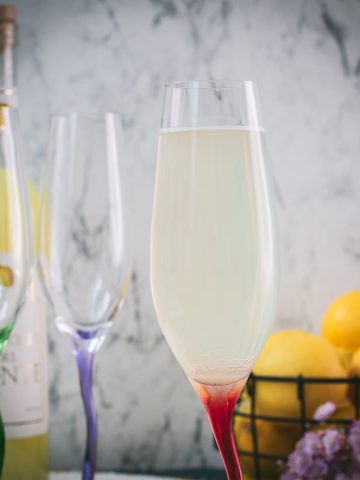 Gorgeous champagne glass filled with delicious sparkling limoncello.