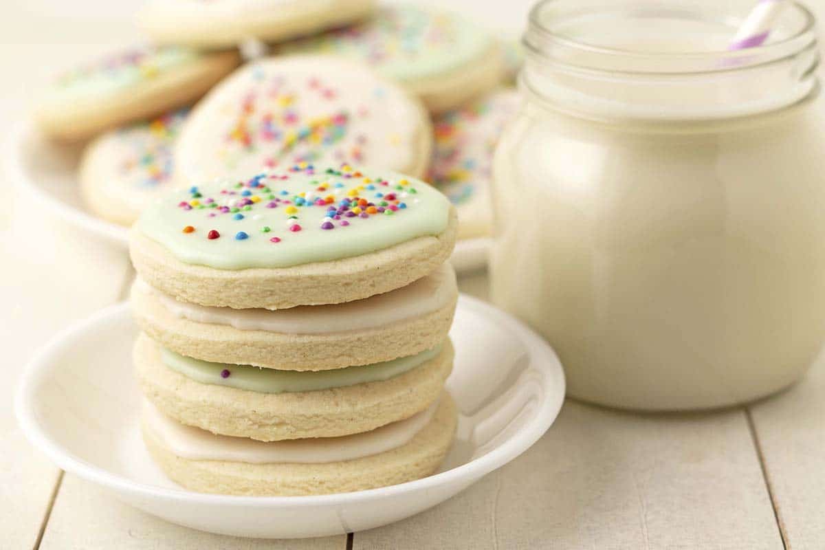 32 Irresistible Sugar Cookie Recipes for National Sugar Cookie Day on July 9th!