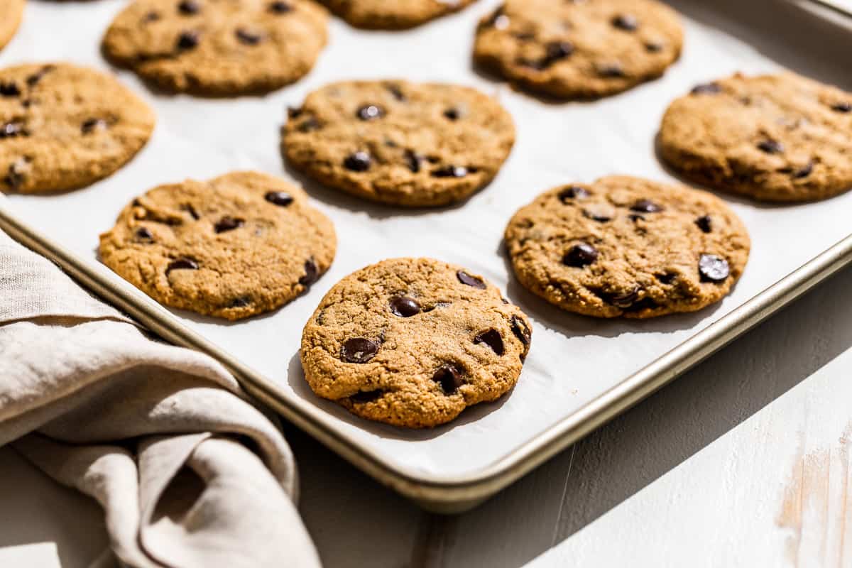 Dive into 50 irresistible chocolate chip cookie recipes! From classic to unique, find your new favorite treat.