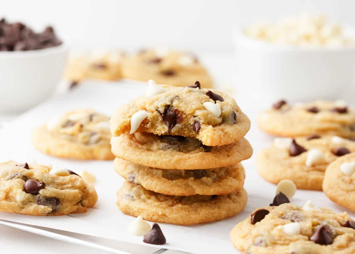 Dive into 50 irresistible chocolate chip cookie recipes! From classic to unique, find your new favorite treat.