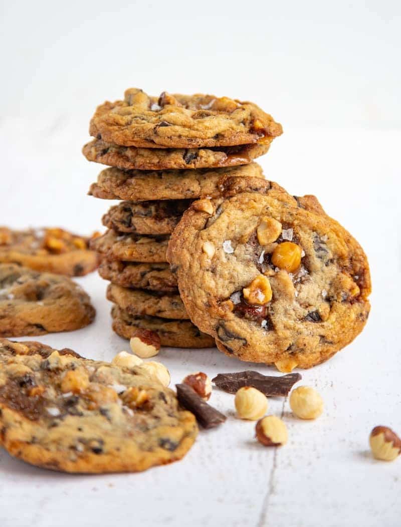 Dive into 50 irresistible chocolate chip cookie recipes! From classic to unique, find your new favorite treat.