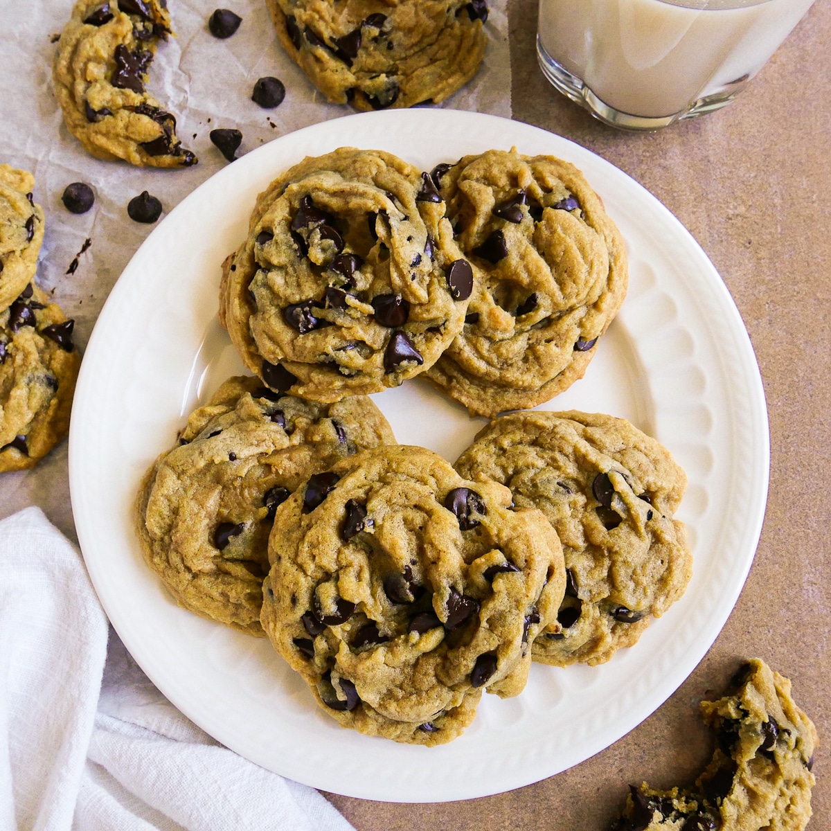 Dive into 50 irresistible chocolate chip cookie recipes! From classic to unique, find your new favorite treat.