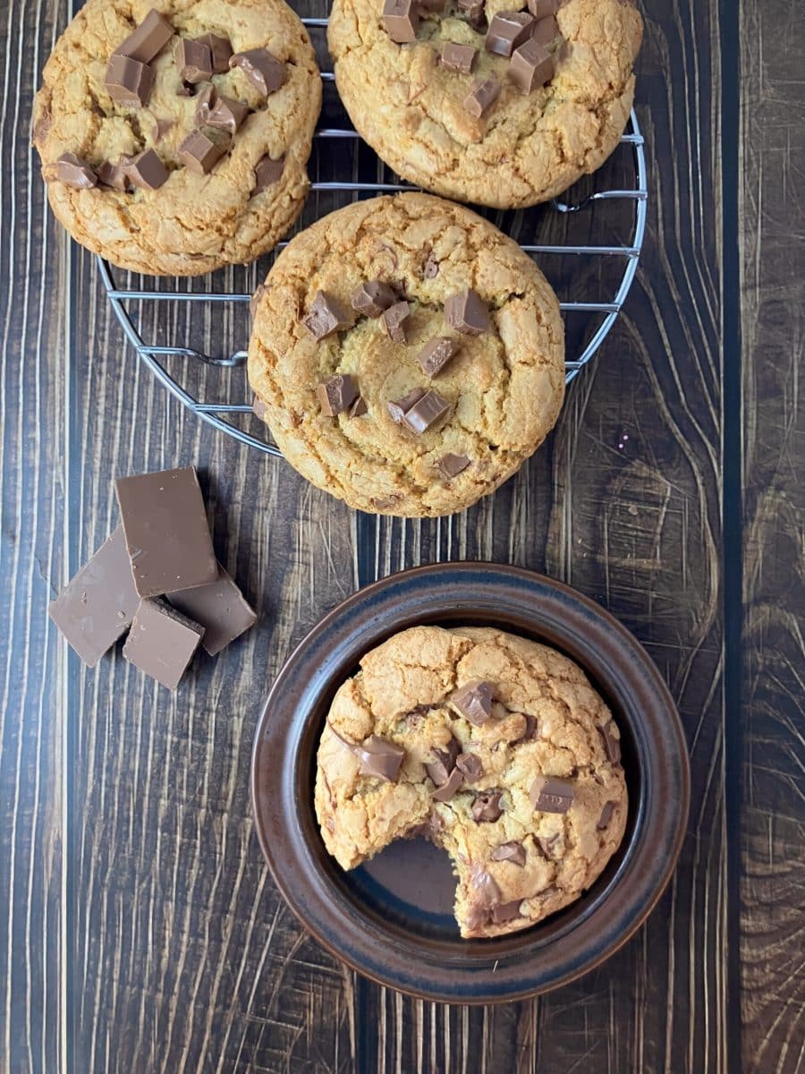 Dive into 50 irresistible chocolate chip cookie recipes! From classic to unique, find your new favorite treat.