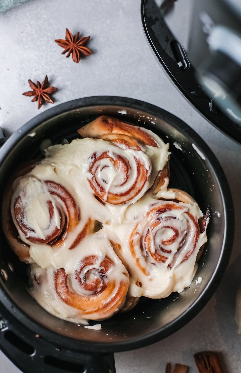 Celebrate National Cinnamon Roll Day with 26 delicious recipes!