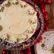 Delicious no bake Christmas cheesecake made with vanilla crescents.