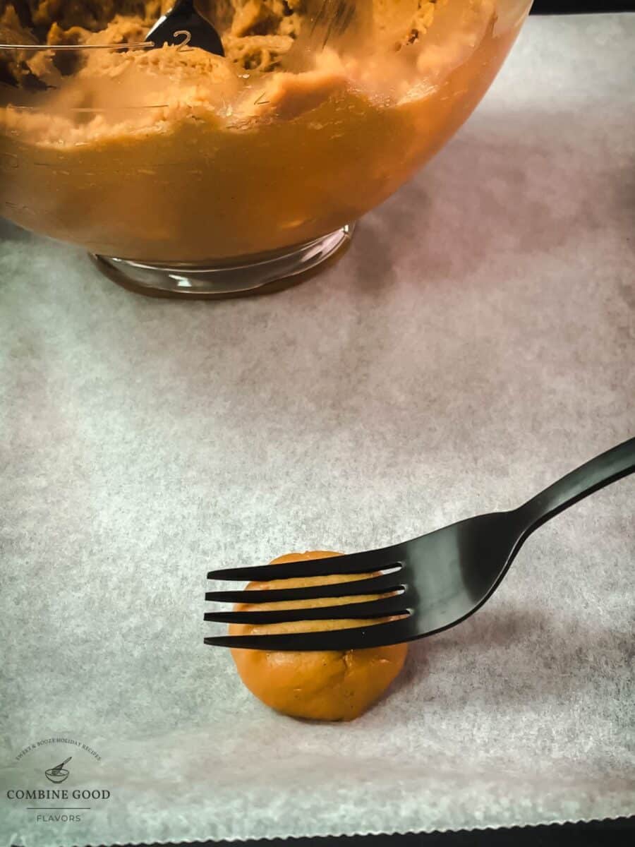 Make a crisscross pattern on your peanut butter cookie using a fork.