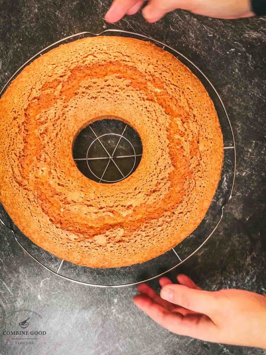 Let the bundt cake cool on a cooling rack.